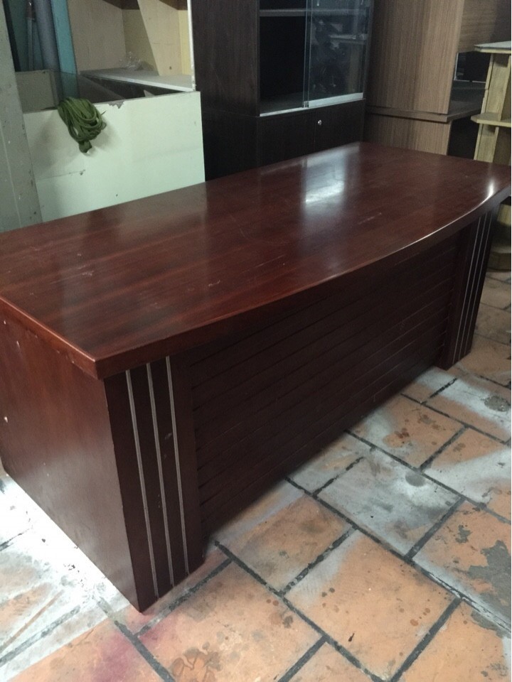 Thanh Lý Bàn Giám Đốc 1m8 Cũ M1